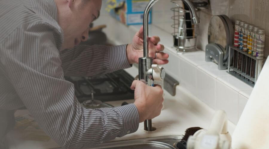 Professional Tankless Water Heater Installation in Orlando, FL